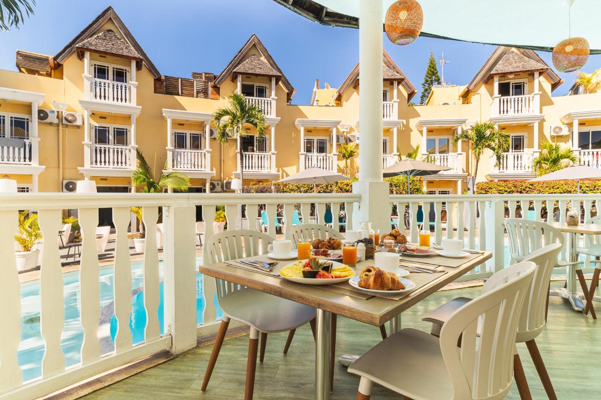 Hotel Exsel Ermitage サンジルレバン エクステリア 写真